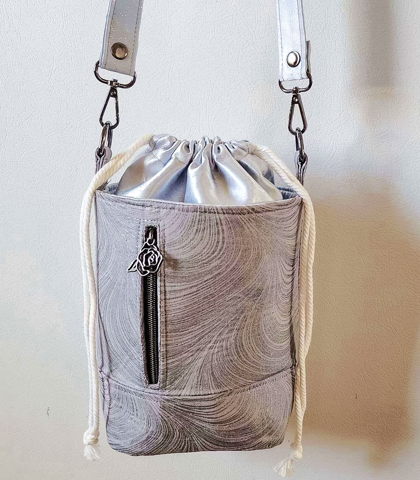 Bossa Nova Bucket Bag